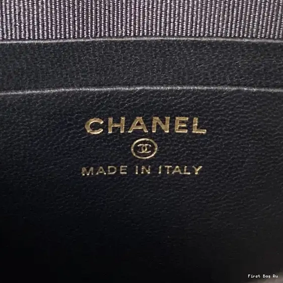 First Bag Ru WITH CHANEL CHANELUTCH CHAIN 0618